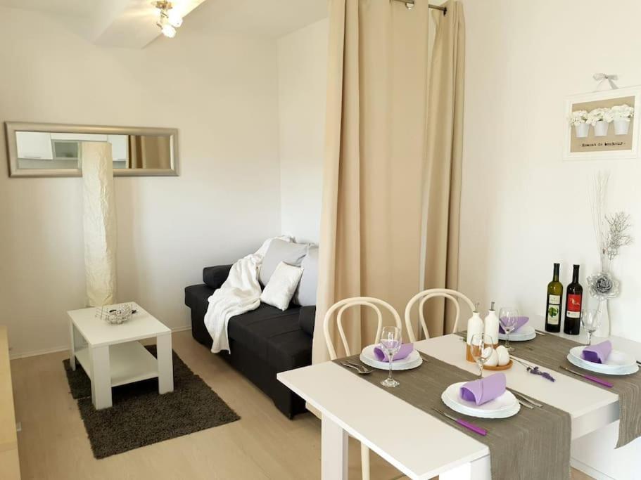 Apartments Regina โบล ภายนอก รูปภาพ
