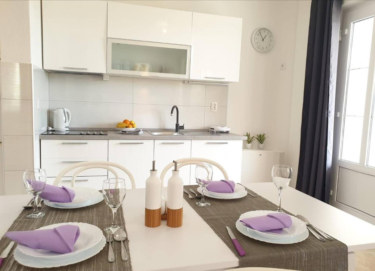 Apartments Regina โบล ภายนอก รูปภาพ